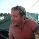 Looking for a local woman to play with my throbbing cock